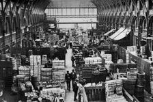 Fruit department, Covent Garden, London, 1926-1927