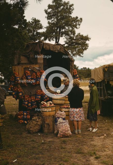 Fruit wagon at the Pie Town, New Mexico Fair, 1940. Creator: Russell Lee.