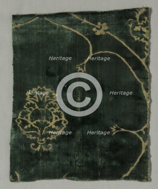 Fragment with Lobed Palmette Pattern, 1400s. Creator: Unknown.
