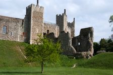 Framlingham Castle, Framlingham, Suffolk, England, UK, 25/5/10. Creator: Ethel Davies