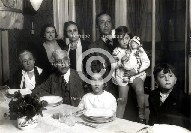 Francesc Macia, president of the Generalitat de Catalonia, familiar scene.