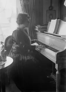 Frances Alda, between c1915 and c1920. Creator: Bain News Service