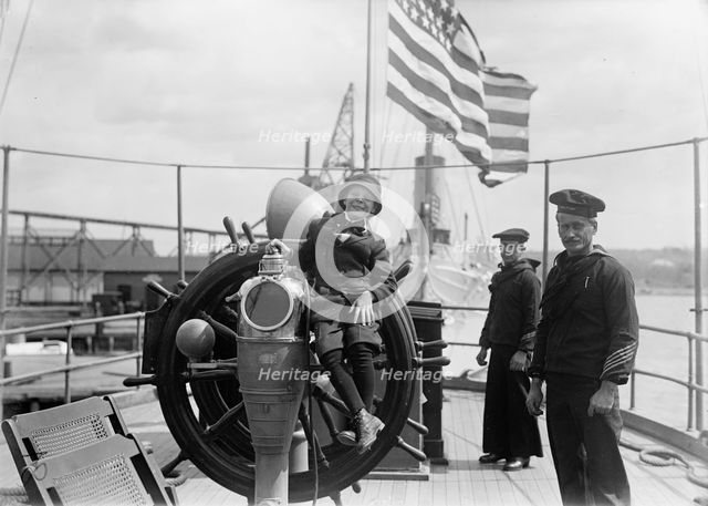 Frank A. Daniels, Target Practice, 1913. Creator: Harris & Ewing.