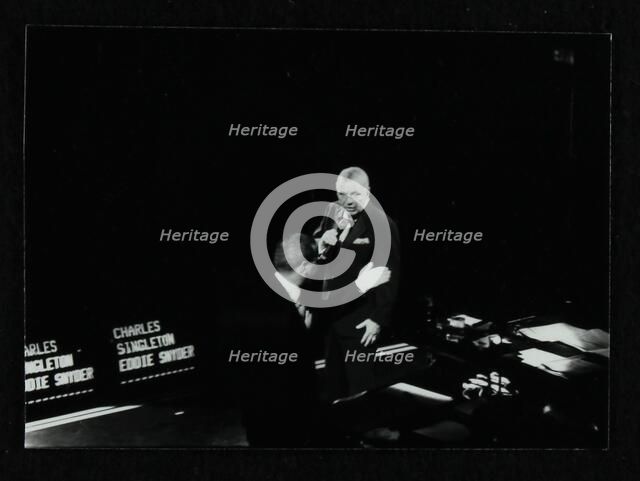 Frank Sinatra and Frank Sinatra Jr in concert at the Royal Albert Hall, London, 28 May 1992. Artist: Denis Williams