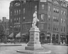Franklin Statue, Washington DC, USA, c1900. Creator: Unknown