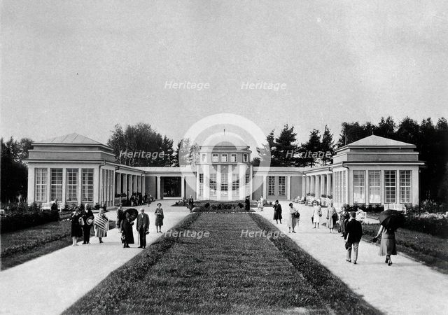 Franzensbad (Frantiskovy Lázne), Czechoslovakia: an exterior view of the two paths..., c1930s. Creator: Unknown.