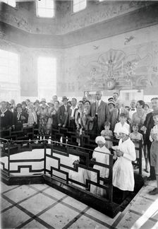 Franzensbad (Frantiskovy Lázne), Czechoslovakia: the interior of the Natalie Spring..., c1930s. Creator: Unknown