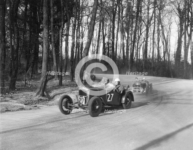 Frazer-Nash of PF Jucker leading J Eason-Gibson's Riley Brooklands, Donington Park, 1933. Artist: Bill Brunell.