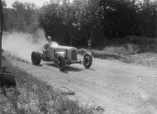 Frazer-Nash of RGJ Nash competing in the BOC Hill Climb, Chalfont St Peter, Buckinghamshire, 1932. Artist: Bill Brunell