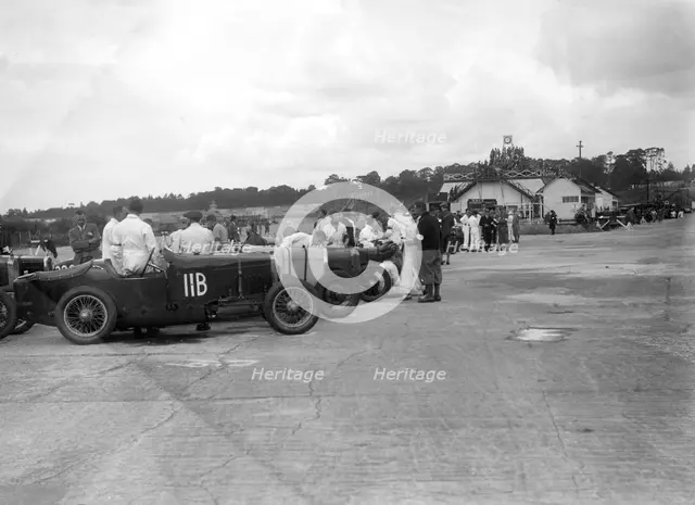 Frazer-Nash of WL Mummery at the LCC Relay GP, Brooklands, 25 July 1931. Artist: Bill Brunell.