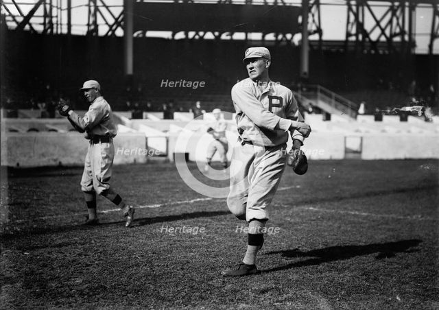 Fred Luderus, Philadelphia NL, at Polo Grounds, NY (baseball), 1912. Creator: Bain News Service.