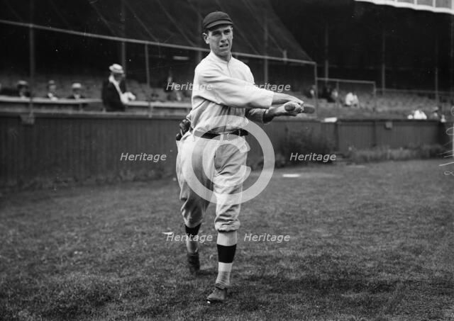 Fred Snodgrass, New York, NL (baseball), 1910. Creator: Bain News Service.