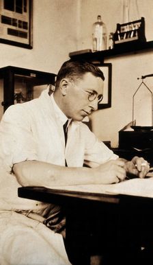 Frederick Grant Banting. Creator: Unknown