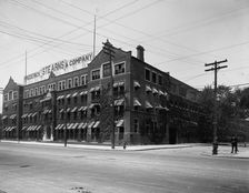 Frederick Stearns and Co. laboratory from southeast, Detroit, Mich., between 1910 and 1920. Creator: Unknown