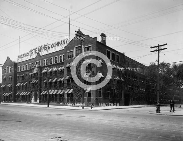 Frederick Stearns and Co. laboratory from southeast, Detroit, Mich., between 1910 and 1920. Creator: Unknown.