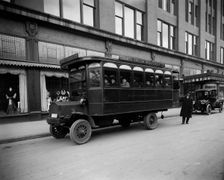 Free transfer auto, Elliott, Taylor, Woolfenden Co., Detroit, Mich., between 1905 and 1915. Creator: Unknown