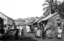 'Freetown. Une rue; L'Ouest Africain 1914. Creator: Unknown