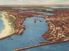 Fremantle Harbour from the Air c1947. Creator: Unknown