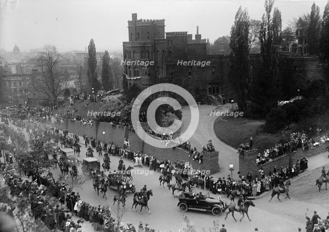 French Commission To U.S. - Procession Down 16th Street, 1917. Creator: Harris & Ewing.