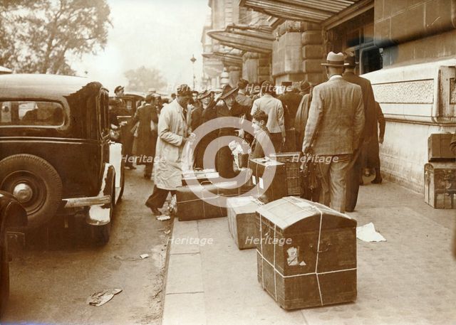 French families evacuate to the provinces, Gare d'Orsay station, Paris, World War II, 1940. Creator: Unknown.