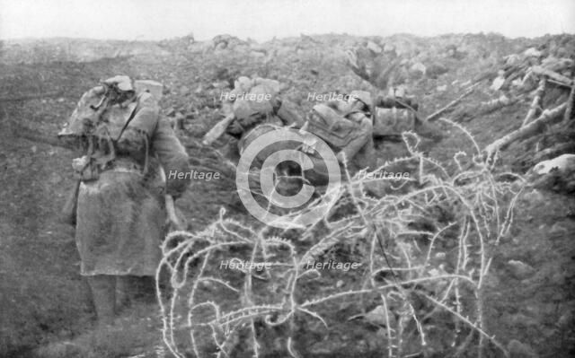 French infantry assault on the Eparges ridge, near Verdun, France, 2 August 1915. Artist: Unknown