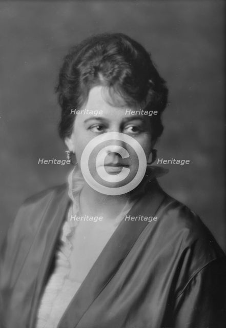 French, Pauline, Miss, portrait photograph, 1915. Creator: Arnold Genthe.