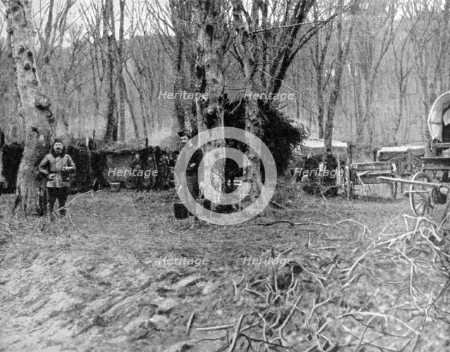 French rest area and soup kitchen behind the lines, World War I, 1915. Artist: Unknown