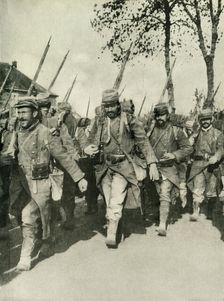 French troops on the march, First World War, 1914-1918, (c1920). Creator: Unknown