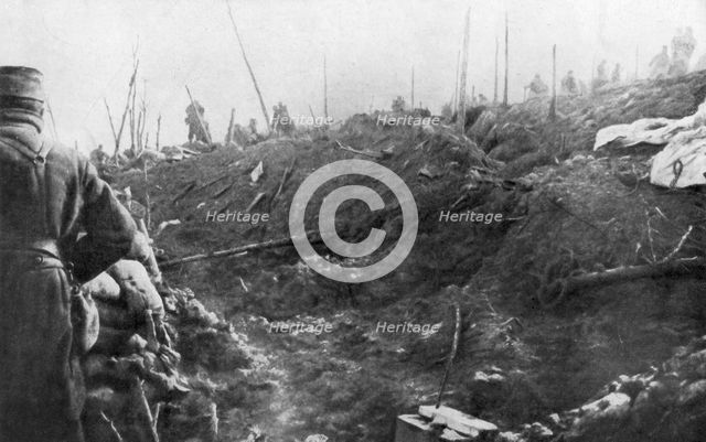 French troops prepare for a German counter-attack, Eparges ridge, near Verdun, France, August 1915. Artist: Unknown