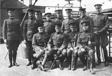 <<Freres Dans la Meme Cause>>; En route pour la France: le general Pershing, commandant..., 1917. Creator: Unknown