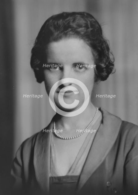 Friend of Miss Alice Carr, portrait photograph, 1918 Apr. 8. Creator: Arnold Genthe.