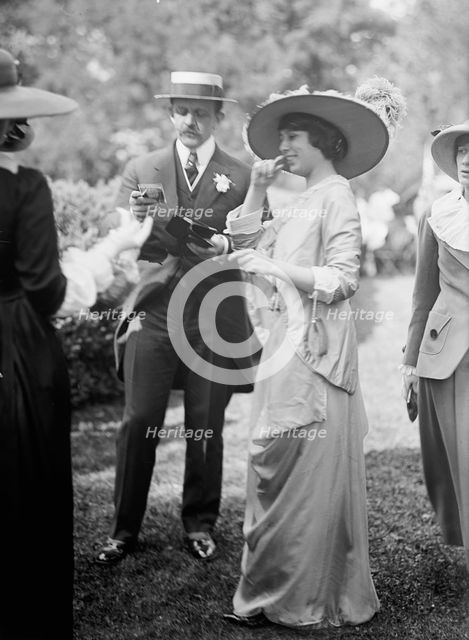 Friendship Charity Fete, 1913. Creator: Harris & Ewing.