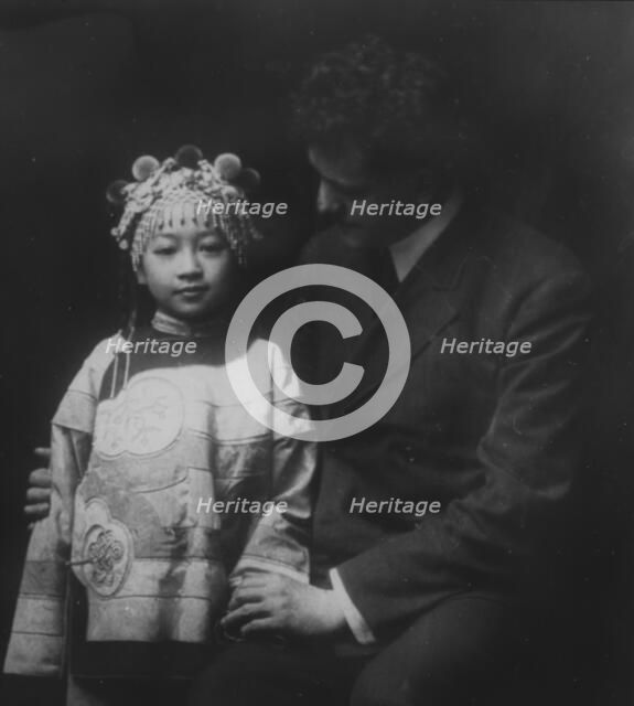 Friends, Chinatown, San Francisco, between 1896 and 1906. Creator: Arnold Genthe.