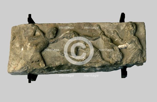 Frieze with hunting scene made of sandstone, it comes from the Collegiate from Santa María de Sol…