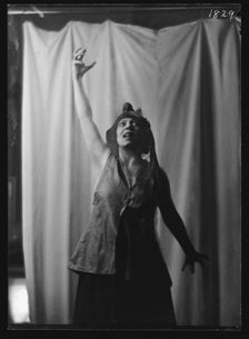 Frijsh, Povla, Miss, portrait photograph, 1917 Apr. 7. Creator: Arnold Genthe