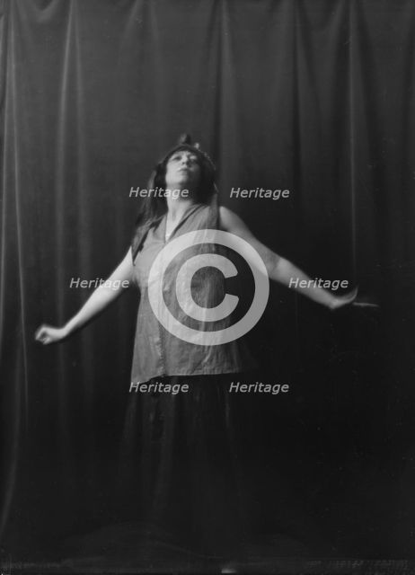 Frijsh, Povla, Miss, portrait photograph, 1917 Apr. 17. Creator: Arnold Genthe.