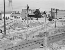 From the overpass approaching Fresno, between Tulare and Fresno, California, 1939. Creator: Dorothea Lange