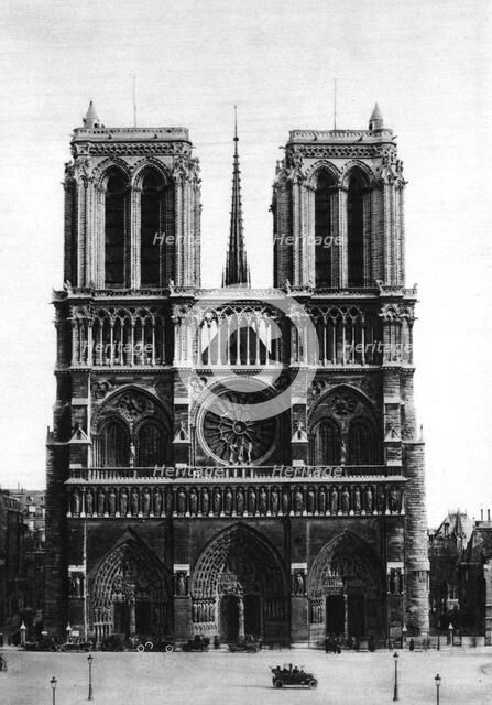Front view of Notre Dame, Paris, 1931.Artist: Ernest Flammarion