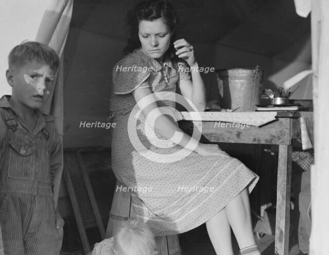 FSA emergency migratory labor camp, Calipatria, Imperial Valley, California, 1939. Creator: Dorothea Lange.