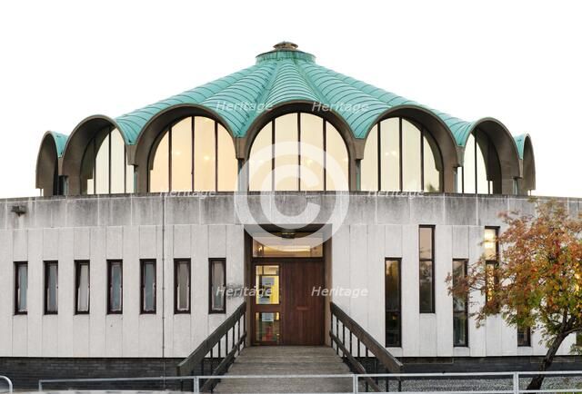 Fullwell Cross Library, Ilford, Redbridge, London, 2010. Artist: James O Davies.