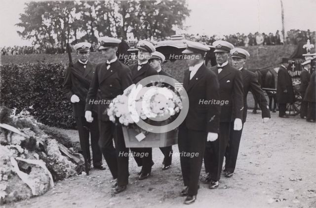 Funeral of Captain Liljeberg and Nils Uttergård, Sweden, 1932. Creator: Otto Ohm.