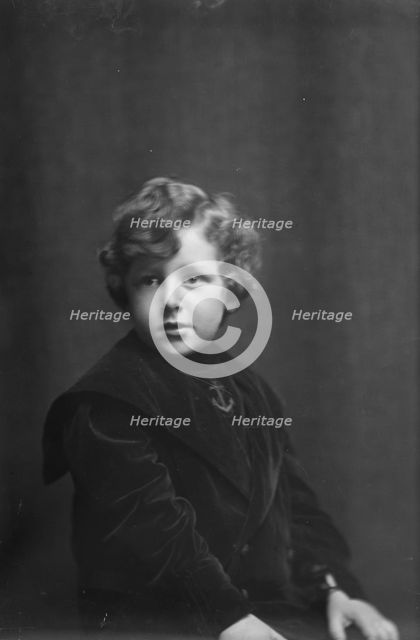 Furth, M., Mrs., boy of, portrait photograph, 1907 Jan. 24. Creator: Arnold Genthe.
