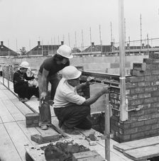 Furzehill Road, Borehamwood, Elstree and Borehamwood, Hertsmere, Hertfordshire, 20/09/1976. Creator: John Laing plc
