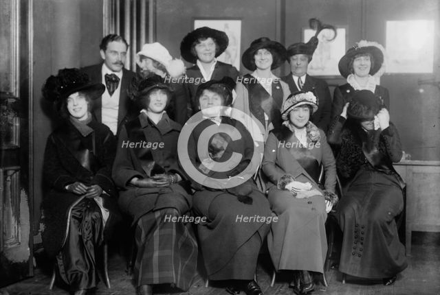 Fusion Tag Girls, between c1910 and c1915. Creator: Bain News Service.