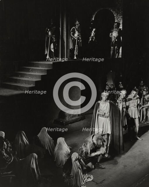 Kneeling man, 1938. Creator: Unknown.