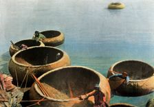 Kouffehs Sur L'Euphrate (Kuphars on the Euphrates), 1900. Creator: Unknown