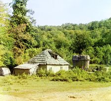 Koldakhvary: shed for drying corn, between 1905 and 1915. Creator: Sergey Mikhaylovich Prokudin-Gorsky