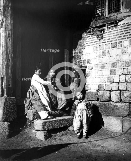 Korean children, Korea, 1900. Artist: Unknown