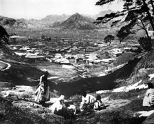 Korean women on a hillside, Seoul, Korea, 1900