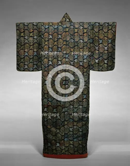 Kosode, Japan, late Edo period (1789-1868)/ Meiji period (1868-1912), 19th century. Creator: Unknown.